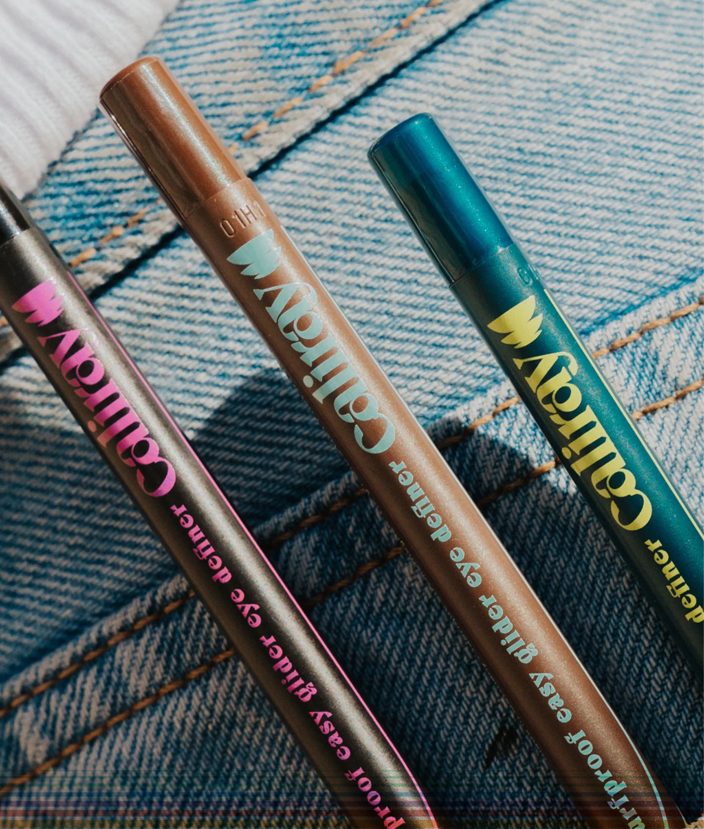 surfproof waterproof eyeliner pencil - Image 14